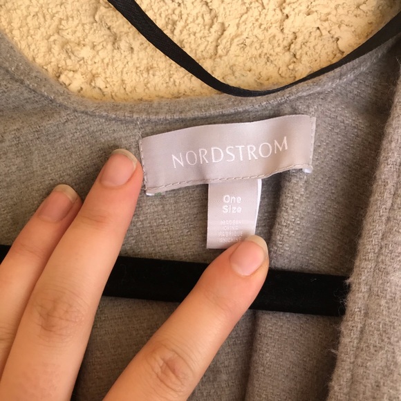 NWOT Plaid Poncho Jacket/Cover - Picture 2 of 5